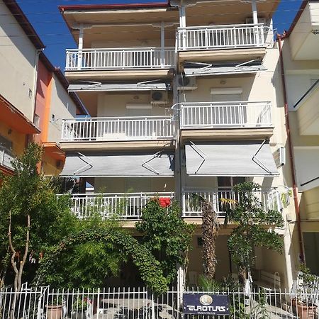 Savvas Aparthotel Olympiaki Akti Bagian luar foto