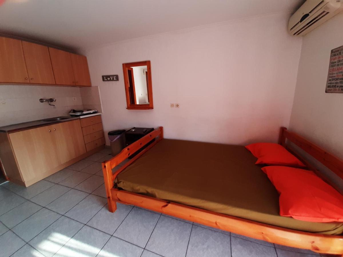 Savvas Aparthotel Olympiaki Akti Bagian luar foto