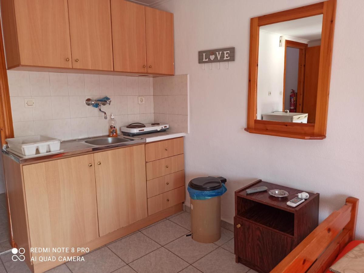 Savvas Aparthotel Olympiaki Akti Bagian luar foto